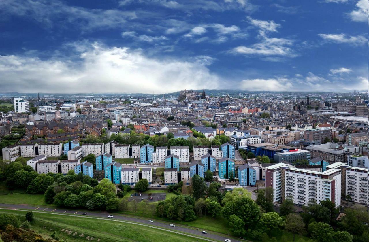 Holyrood Skyline Apartment Edinburgh Exterior photo